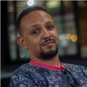 Apprends chez toi, et communique avec 300 millions de personnes dans le monde.